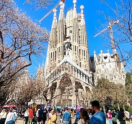 Tourist 2